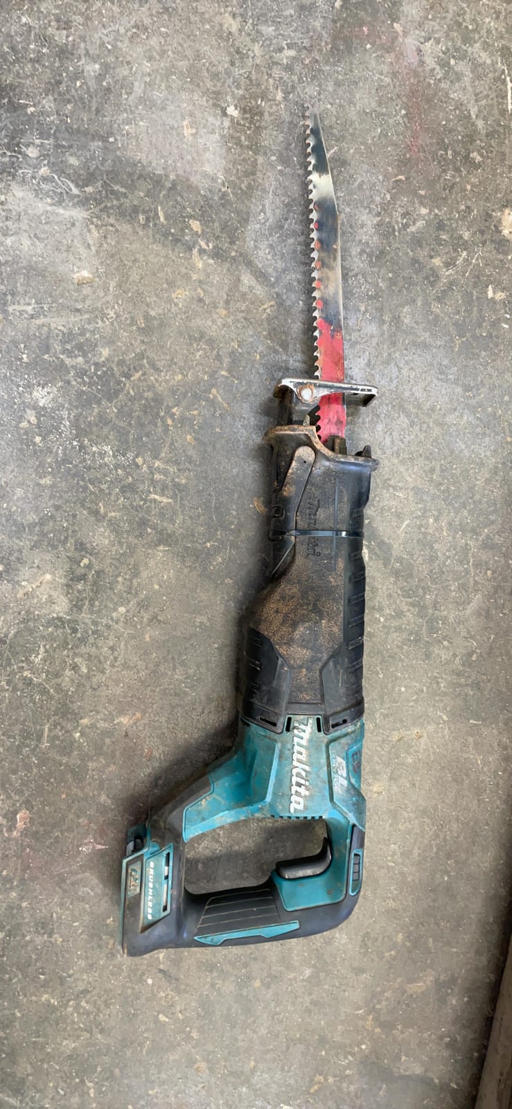 Makita XRJ05Z 18V LXT Lithium-Ion Brushless Cordless Recipro Saw, Tool Only customer photo 2