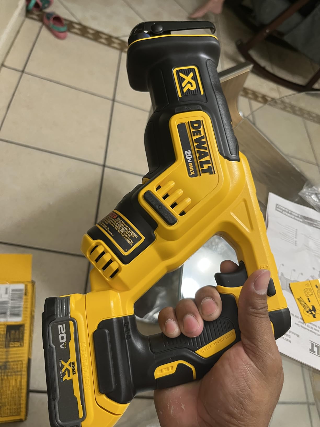 DEWALT 20V MAX XR Reciprocating Saw Cordless, Brushless, Compact,Variable Speed, Pivoting Head, LED Light, Tool Only (DCS367B) customer photo 2
