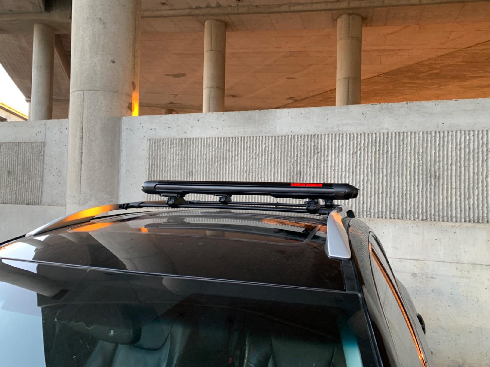 Yakima FatCat EVO 6 Ski & Snowboard Roof Rack Mount for 6 Pairs of Skis or 4 Snowboards, Black - Aerodynamic Car Rooftop Carrier, Universal Mounting, Lockable with Lift Clearance customer photo 2