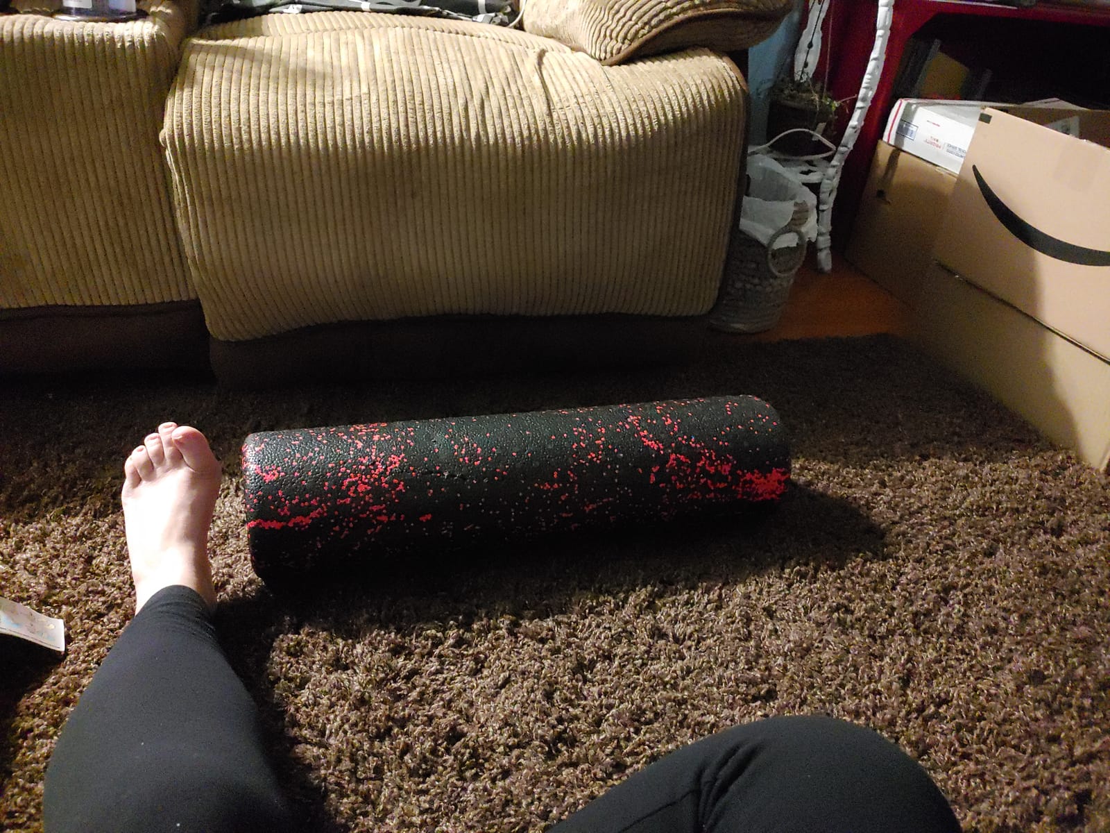 Amazon Basics High Density Foam Roller for Exercise and Recovery, 18 Inches, Blue Speckled customer photo 2