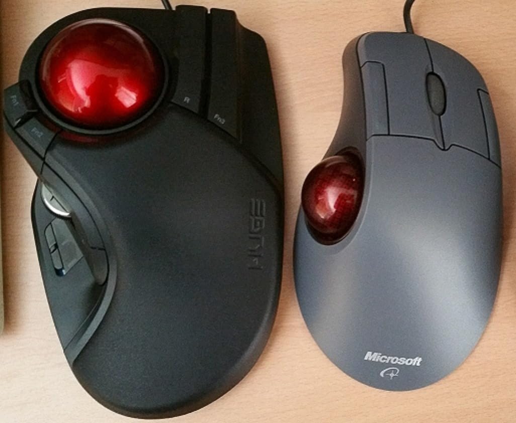 ELECOM Huge Trackball Mouse, 2.4GHz Wireless, Index Finger Control customer photo 1
