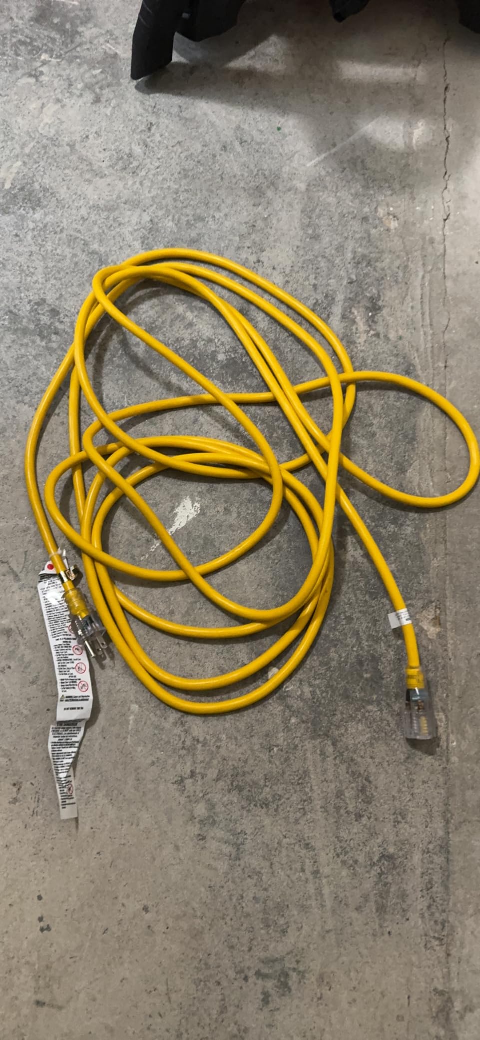Iron Forge Cable 12 Gauge Heavy Duty Extension Cord, 10 Ft - Yellow SJTW customer photo 2
