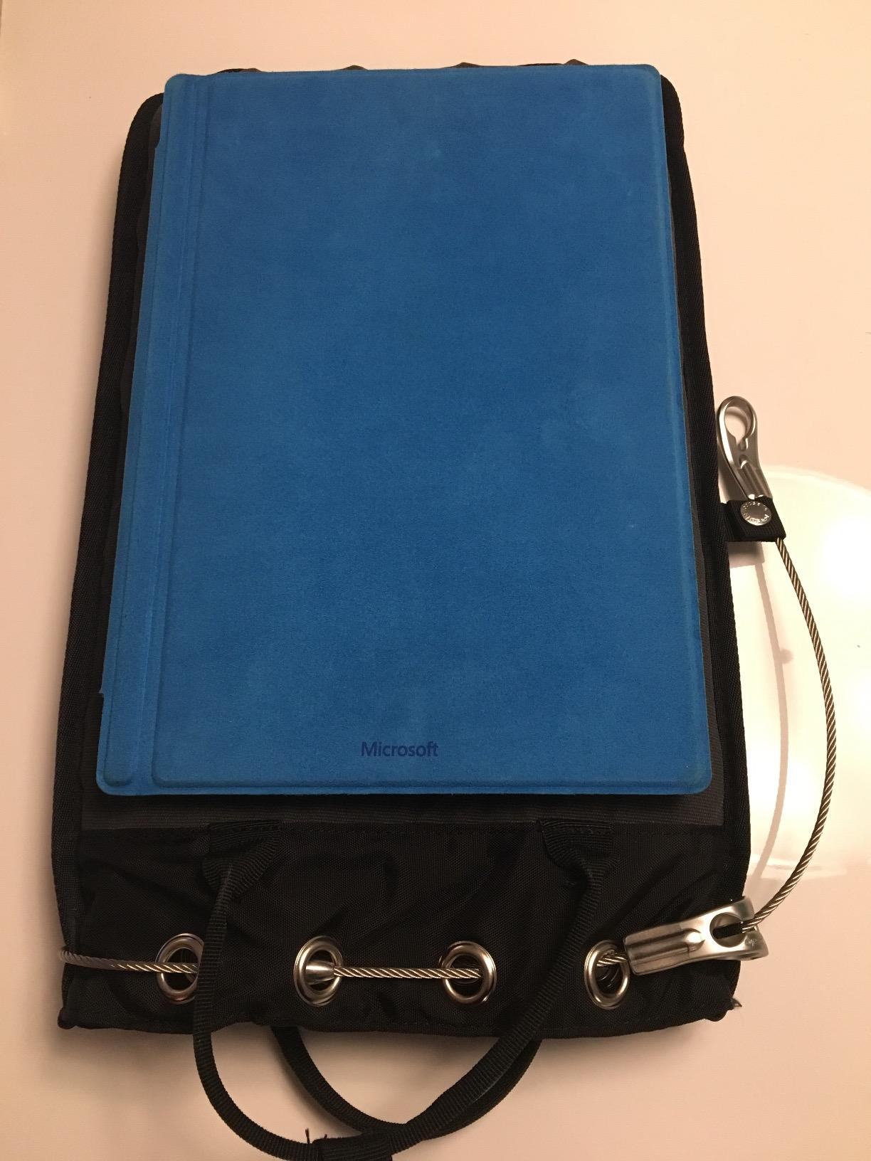 Pacsafe Travelsafe Gii 5 Liter Portable Safe (Black) customer photo 1