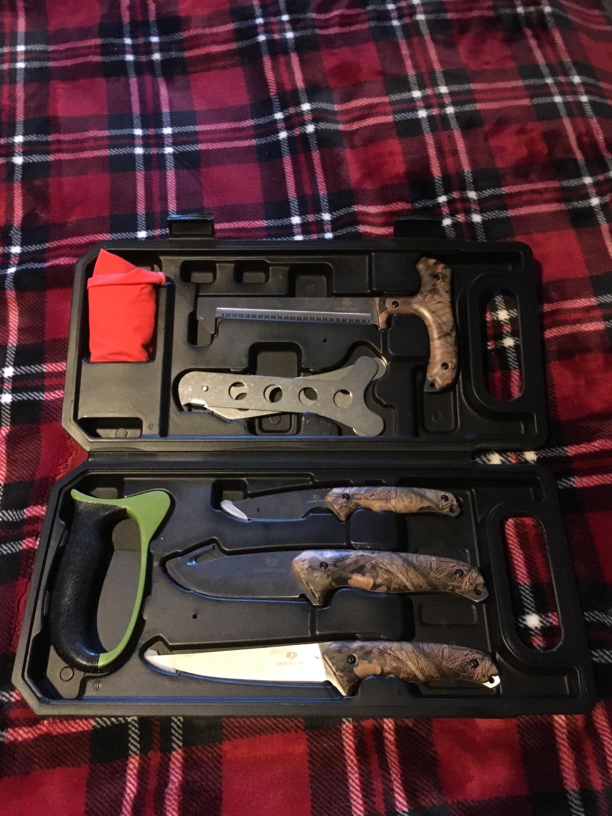 Mossy Oak Field Dressing Kit Hunting Deer Knife Set (8-Piece) customer photo 1