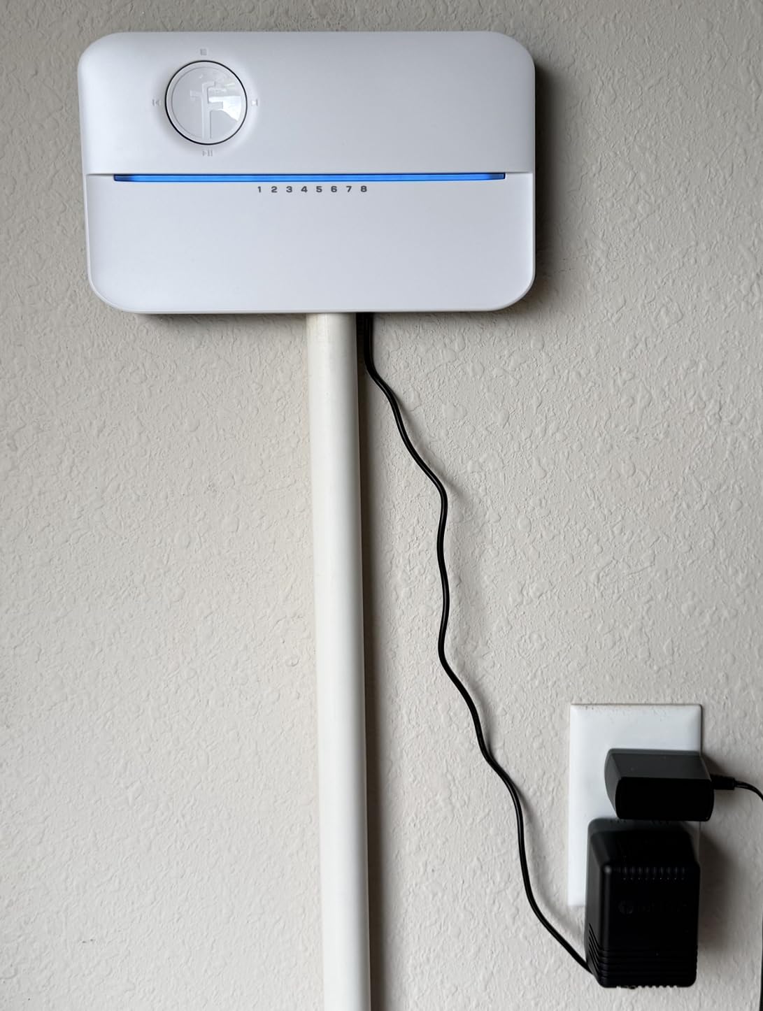 Rachio 3: 8 Zone Smart Sprinkler Controller (Simple Automated Scheduling + Local Weather Intelligence. Save Water w/ Rain, Freeze & Wind Skip), App Enabled, Works w/ Alexa, Fast & Easy Install customer photo 2