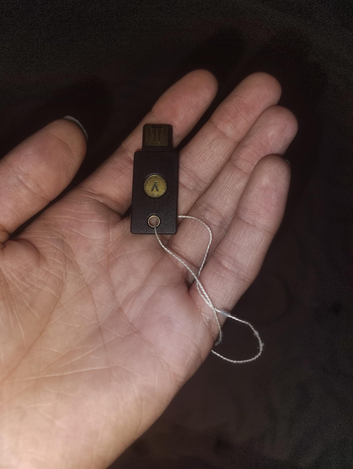 Yubico - YubiKey 5 NFC - Multi-Factor authentication (MFA) Security Key and passkey, Connect via USB-A or NFC, FIDO Certified - Protect Your Online Accounts customer photo 2