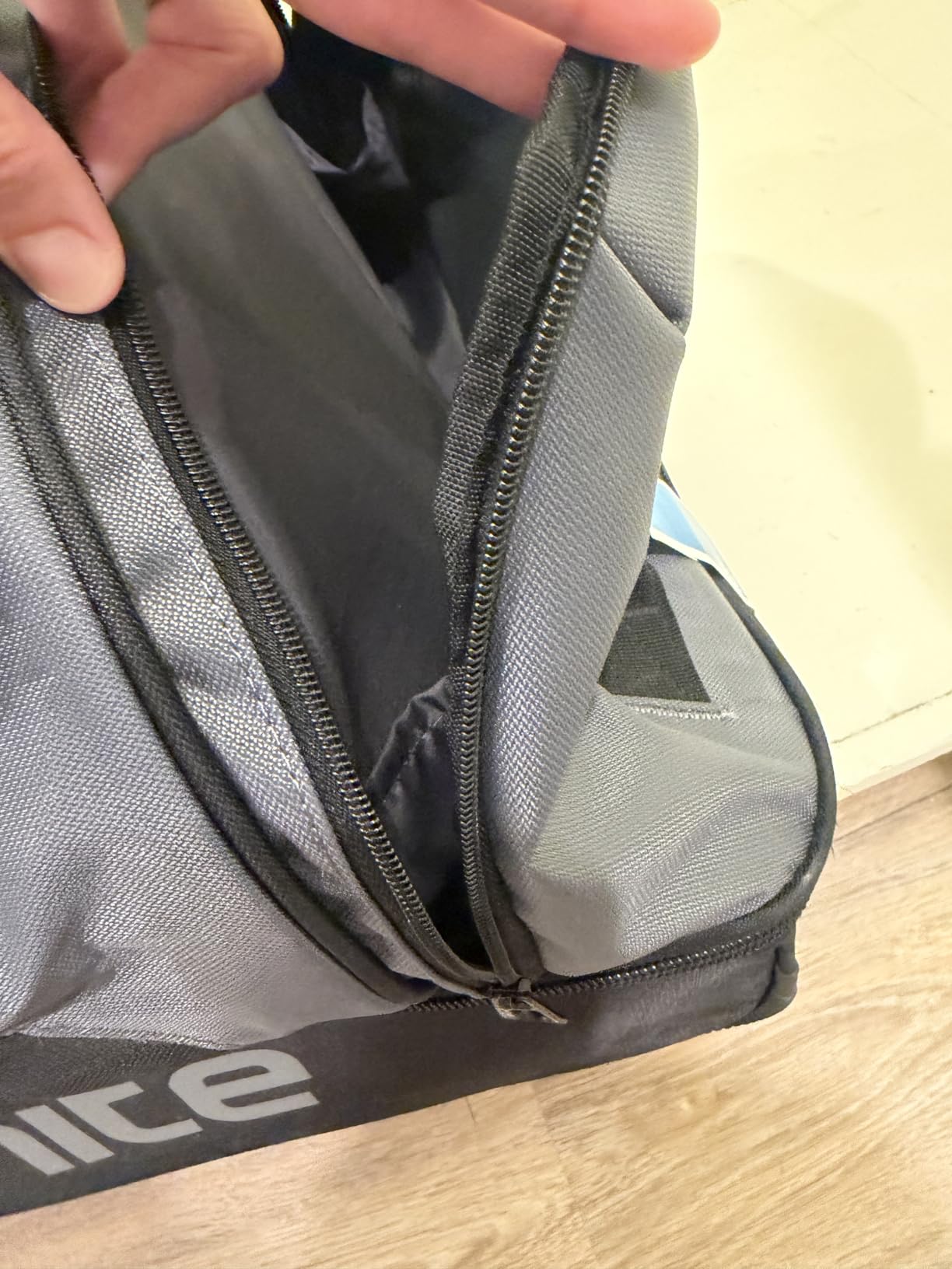 Samsonite Andante 2 Wheeled Duffel Bag – 32-Inch Durable Rolling Luggage with Inline Skate Wheels, Push-Button Handle & Spacious Compartments – Travel-Friendly and Lightweight - All Black customer photo 1