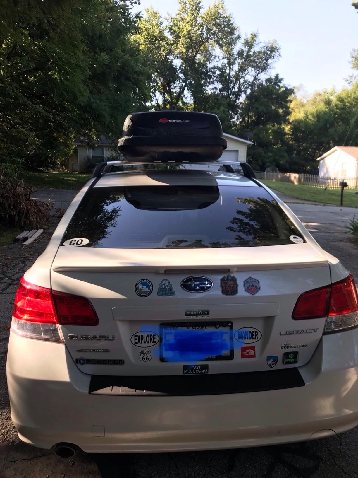 Goplus Rooftop Cargo Carrier Hard Shell, 14 Cubic Feet Waterproof Car Roof Cargo Carrier w/Dual Side Opening, Security Key, 165LBS Capacity, for 17” to 22.8” Wide Crossbar Rack, Vehicle Cargo Box customer photo 2