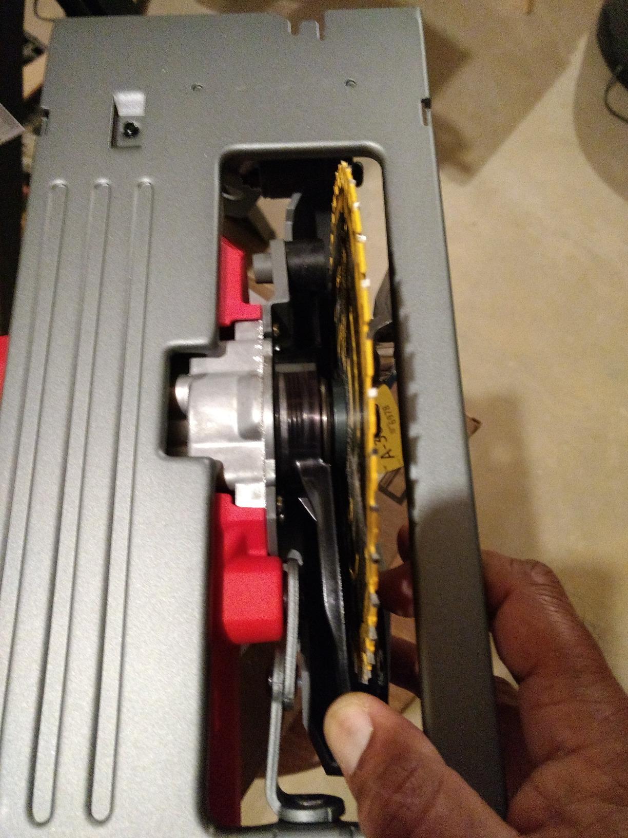 CRAFTSMAN V20 Cordless Circular Saw, 6-1/2 inch, Bare Tool Only (CMCS500B) customer photo 2