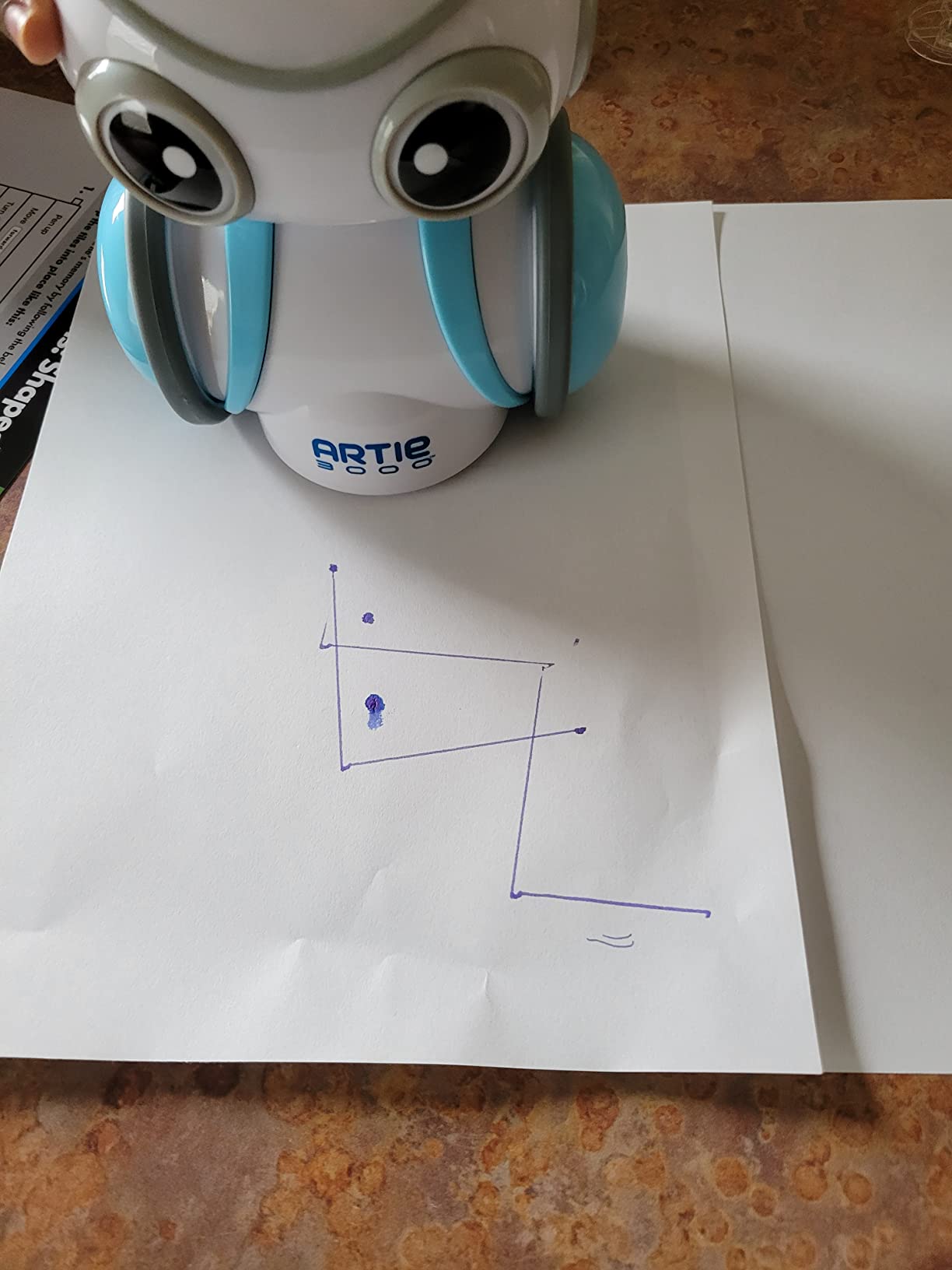 Educational Insights Artie 3000 the Coding & Drawing Robot customer photo 2