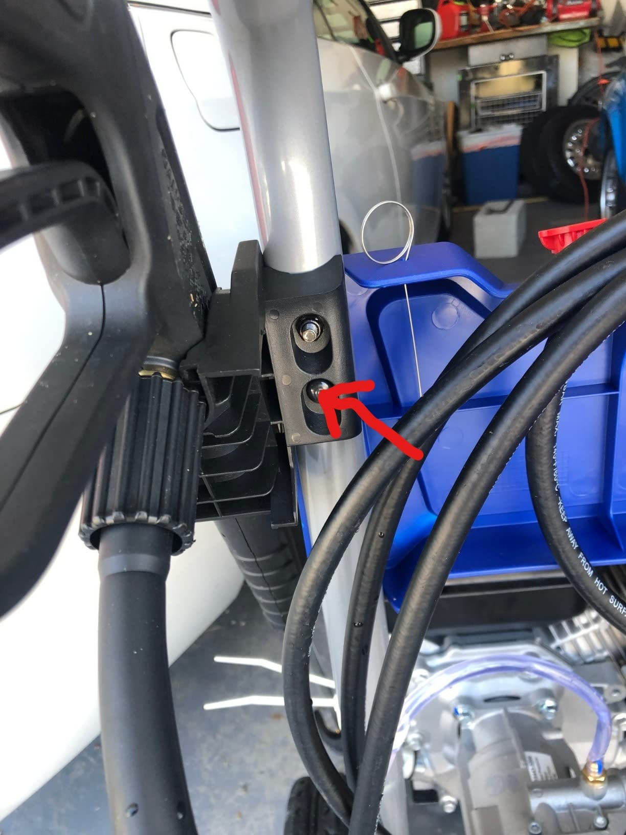 Westinghouse WPX3200 Gas Pressure Washer, 3200 PSI and 2.5 GPM, Onboard Soap Tank, Spray Gun and Wand, 5 Nozzle Set, for Cars/Fences/Driveways/Homes/Patios/Furniture customer photo 1