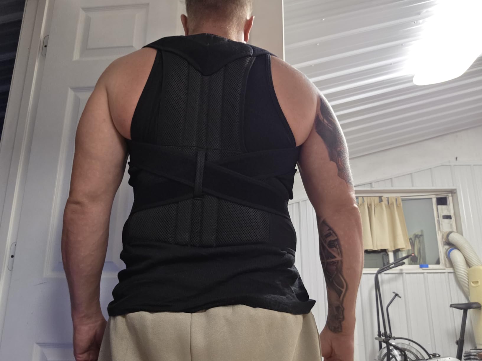 Fitsupport Back Brace Posture Corrector for Women and Men Back Lumbar Support Shoulder Posture Support for Improve Posture Provide and Back Pain Relief Large(Pack of 1) customer photo 2