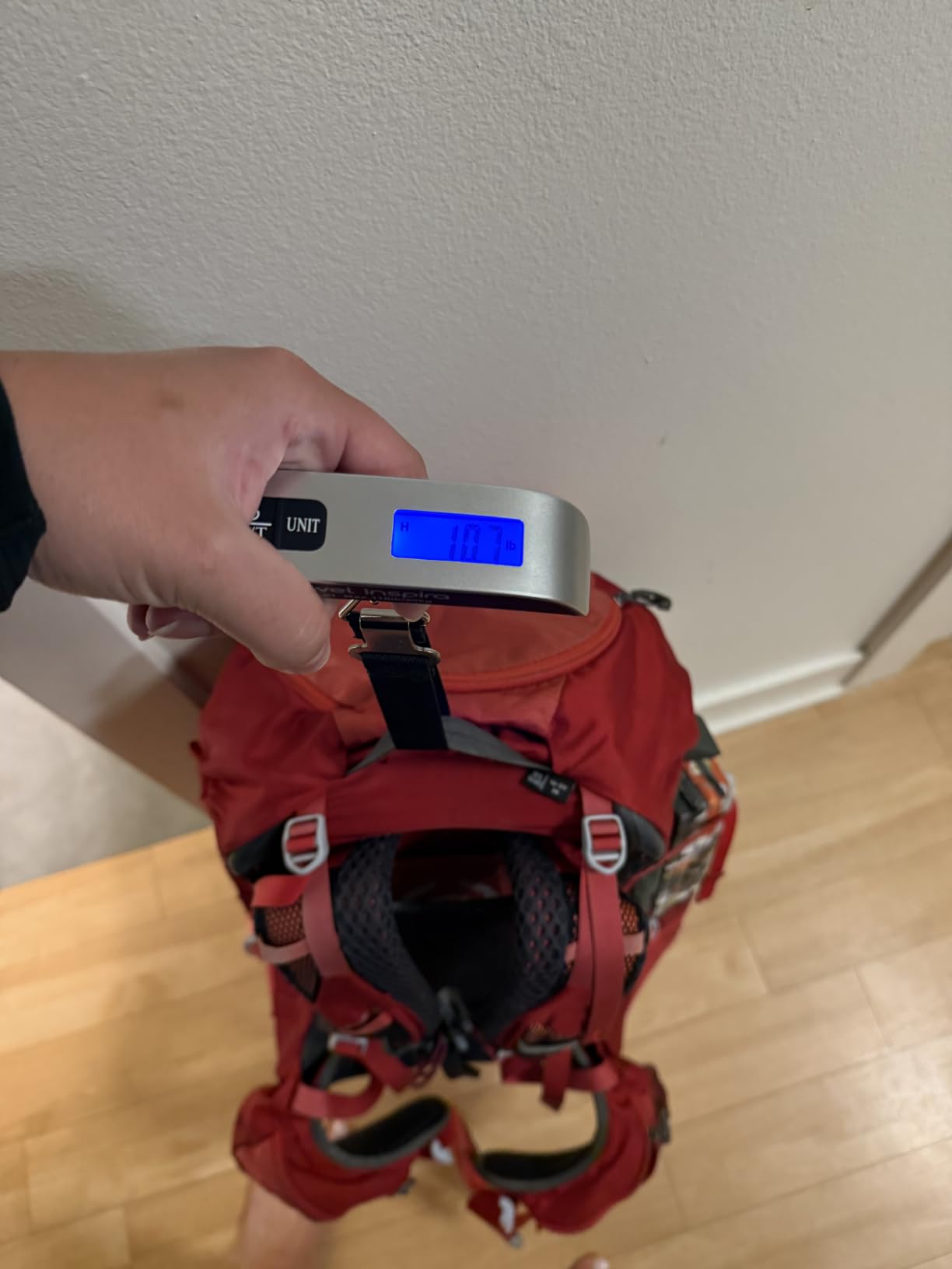 travel inspira Digital Luggage Scale – Portable Hanging Suitcase Weight Scale for Travel, 110 lb Capacity, Backlit LCD Display, Prevents Airport Overweight Fees, Battery Included customer photo 2