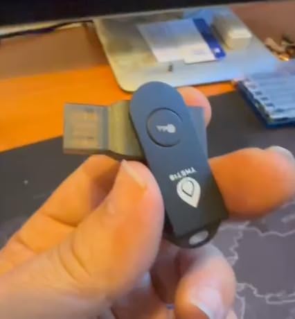 FIDO2 Security Key [Folding Design] Thetis Universal Two Factor Authentication USB (Type A) for Multi-Layered Protection (HOTP) in Windows/Linux/Mac OS,Gmail,Facebook,Dropbox,SalesForce,GitHub customer photo 2