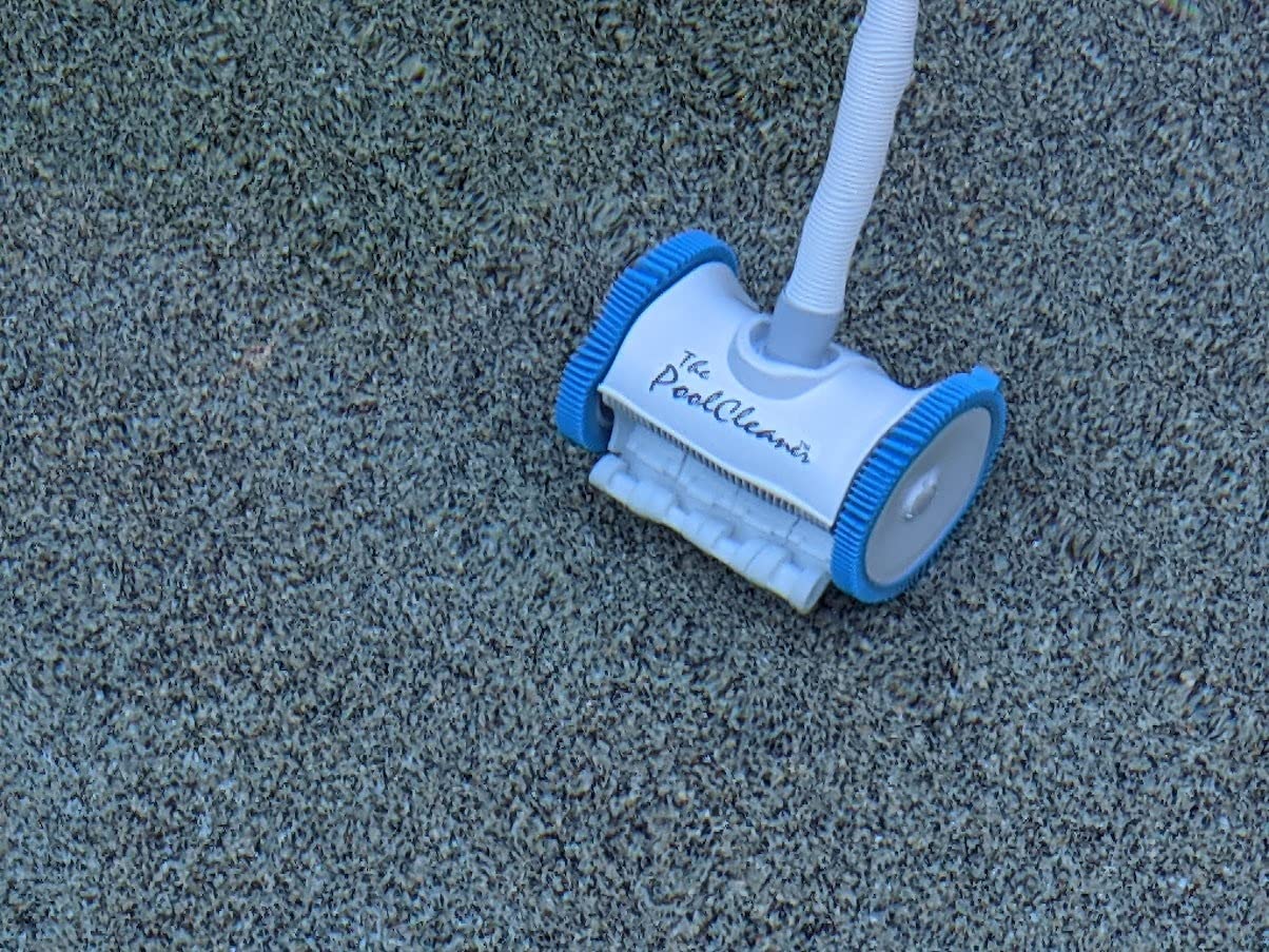 Hayward Poolvergnuegen Suction Pool Cleaner (2 Wheel) Pools up to 16 x 32ft customer photo 2