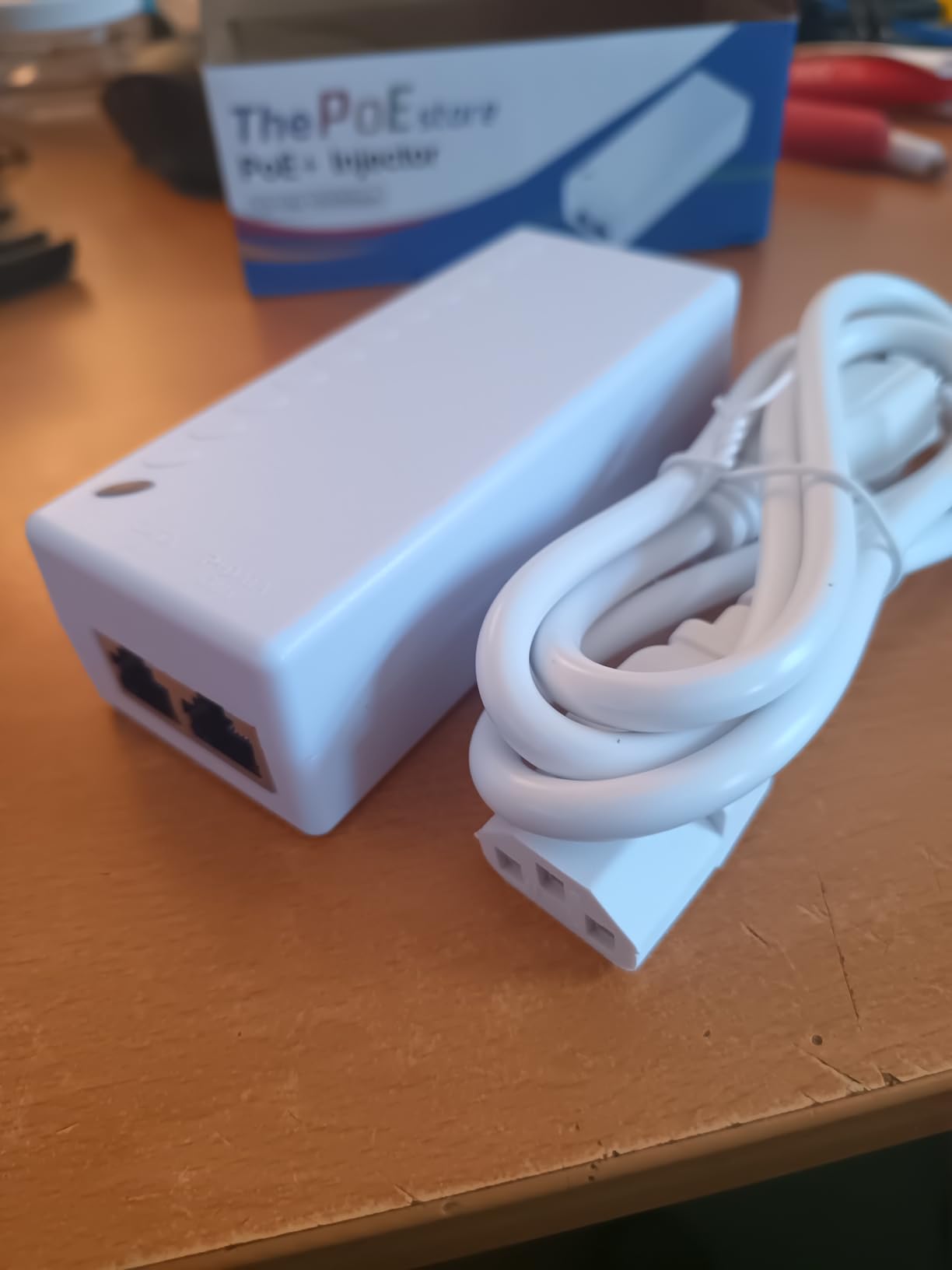 Gigabit PoE+ Injector Powerline Network Adapter IEEE 802.3af/at customer photo 2