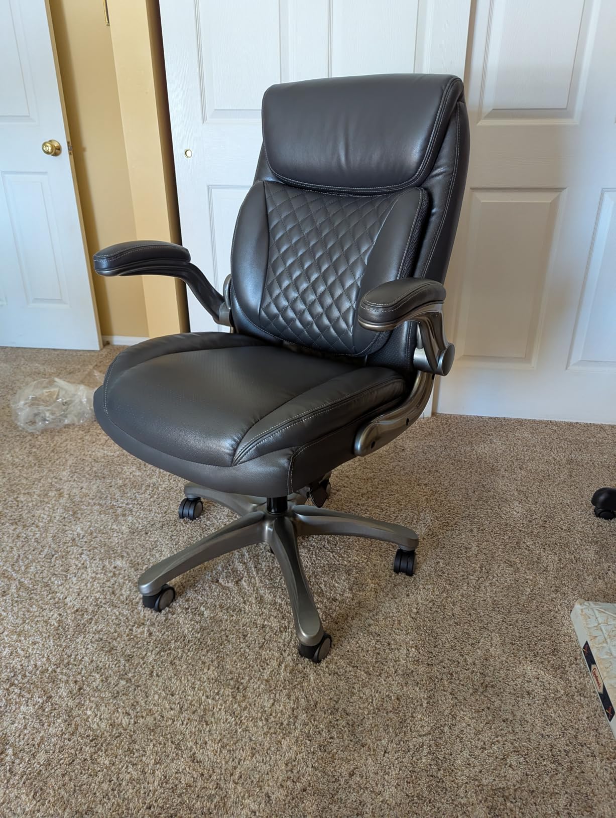 Amazon Basics Ergonomic Executive Office Chair with Adjustable Lumbar Support, Flip-up Arms, Height Adjustable, 360° Rolling Swivel, Computer Desk Chair, Grey Leather customer photo 2