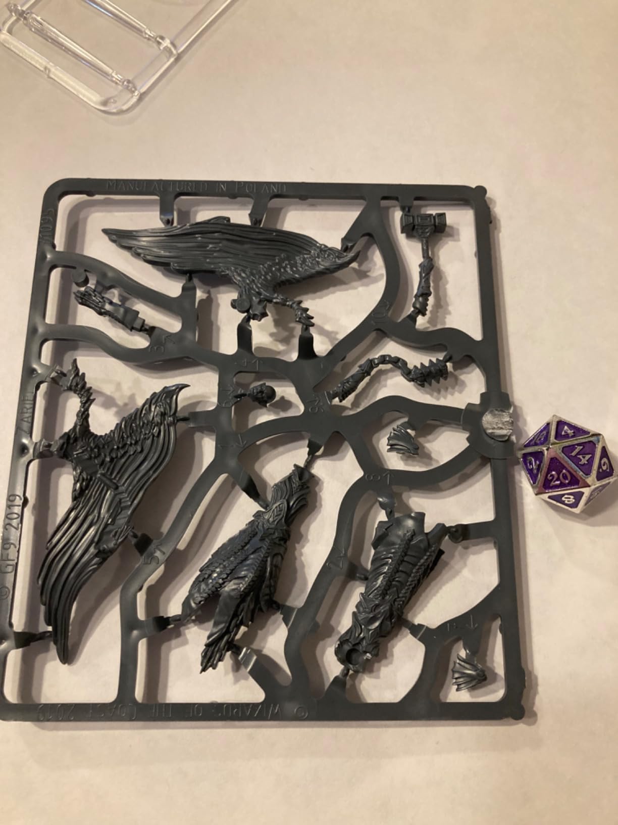 Gale Force Nine Descent into Avernus DM Screen, Multicolor customer photo 1