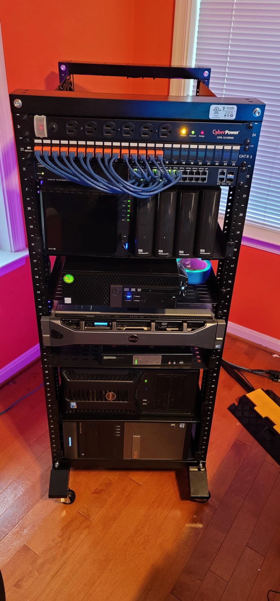 1U Server Rack Rails With Adjustable Mounting Depth customer photo 1