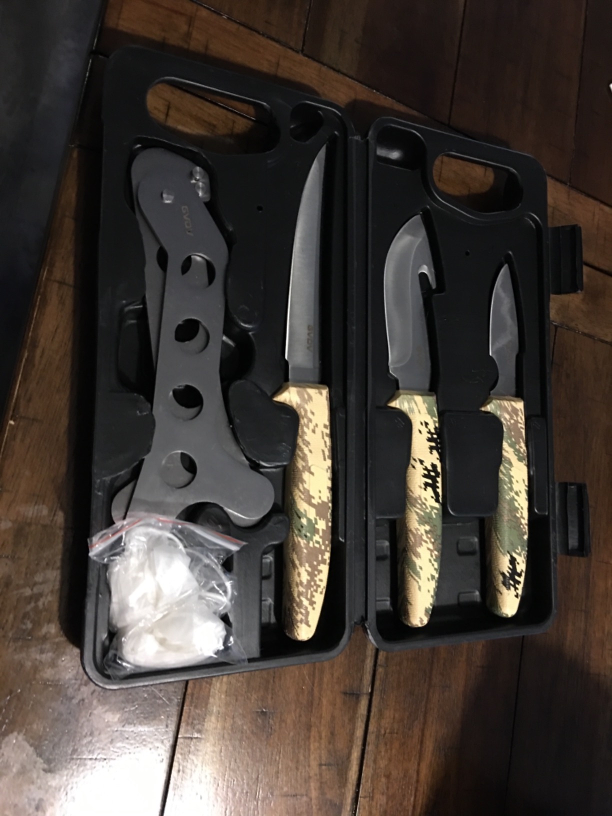 GVDV 6 Piece Hunting Knife Set, Field Dressing Game Processing Kit for Men customer photo 1