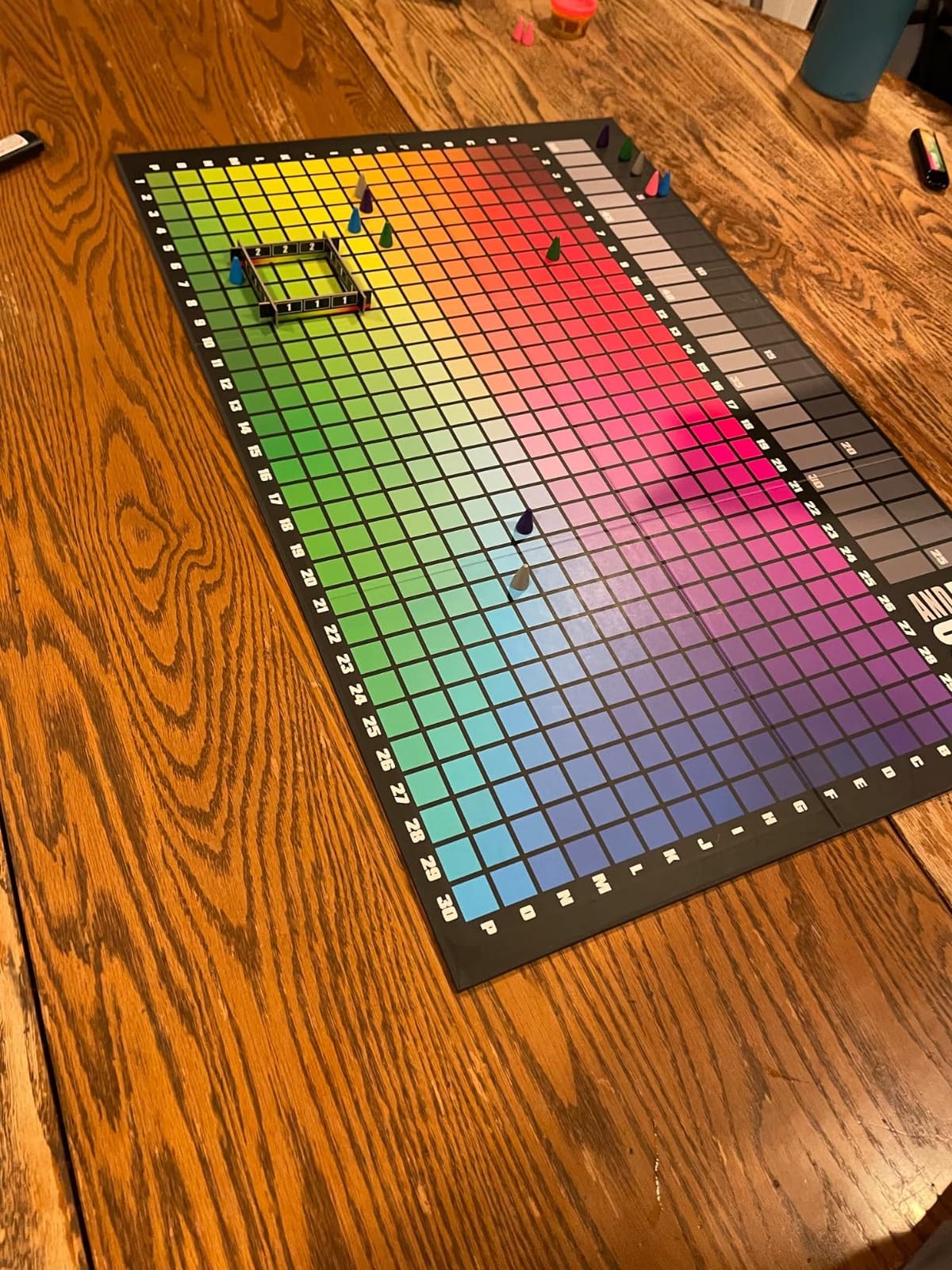 HUES and CUES - Vibrant Color Guessing Board Game for 3-10 Players Ages 8+, Connect Clues and Guess from 480 Color Squares customer photo 2