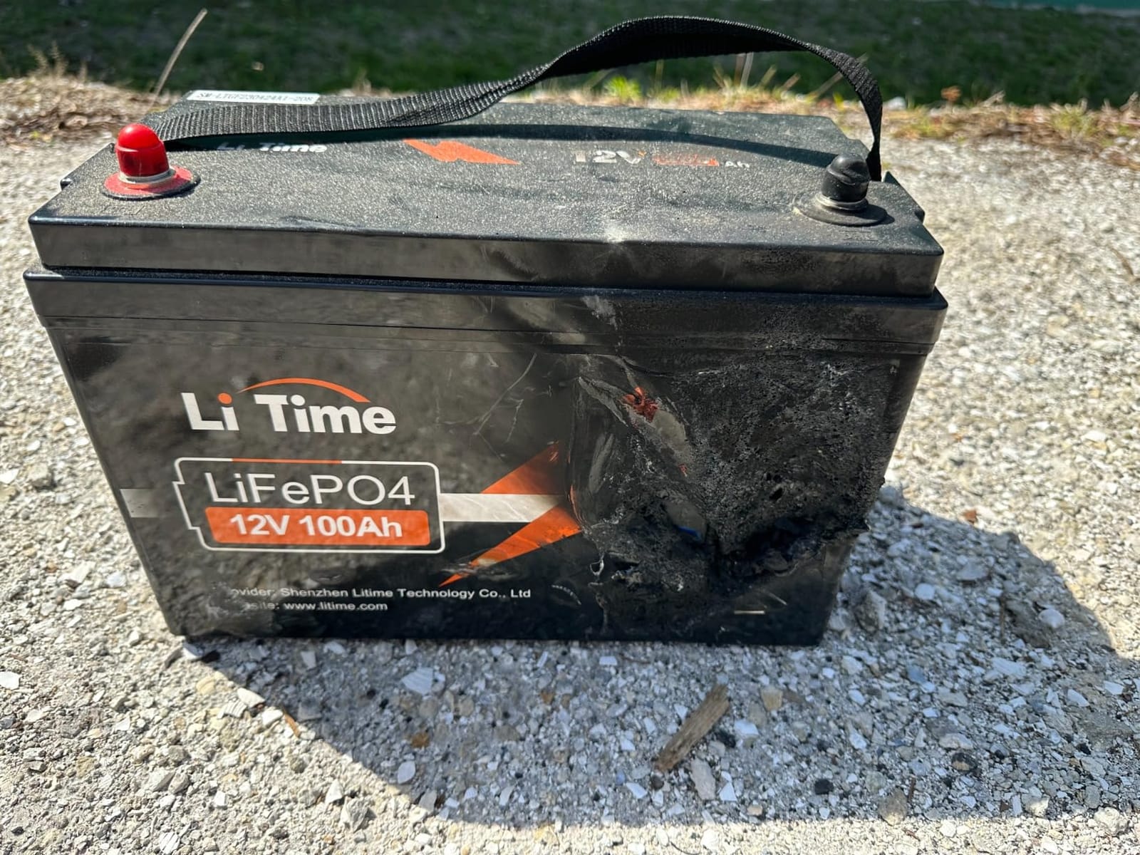 LiTime 12V 100Ah Group 31 LiFePO4 Deep Cycle Battery for RV Marine Solar customer photo 1