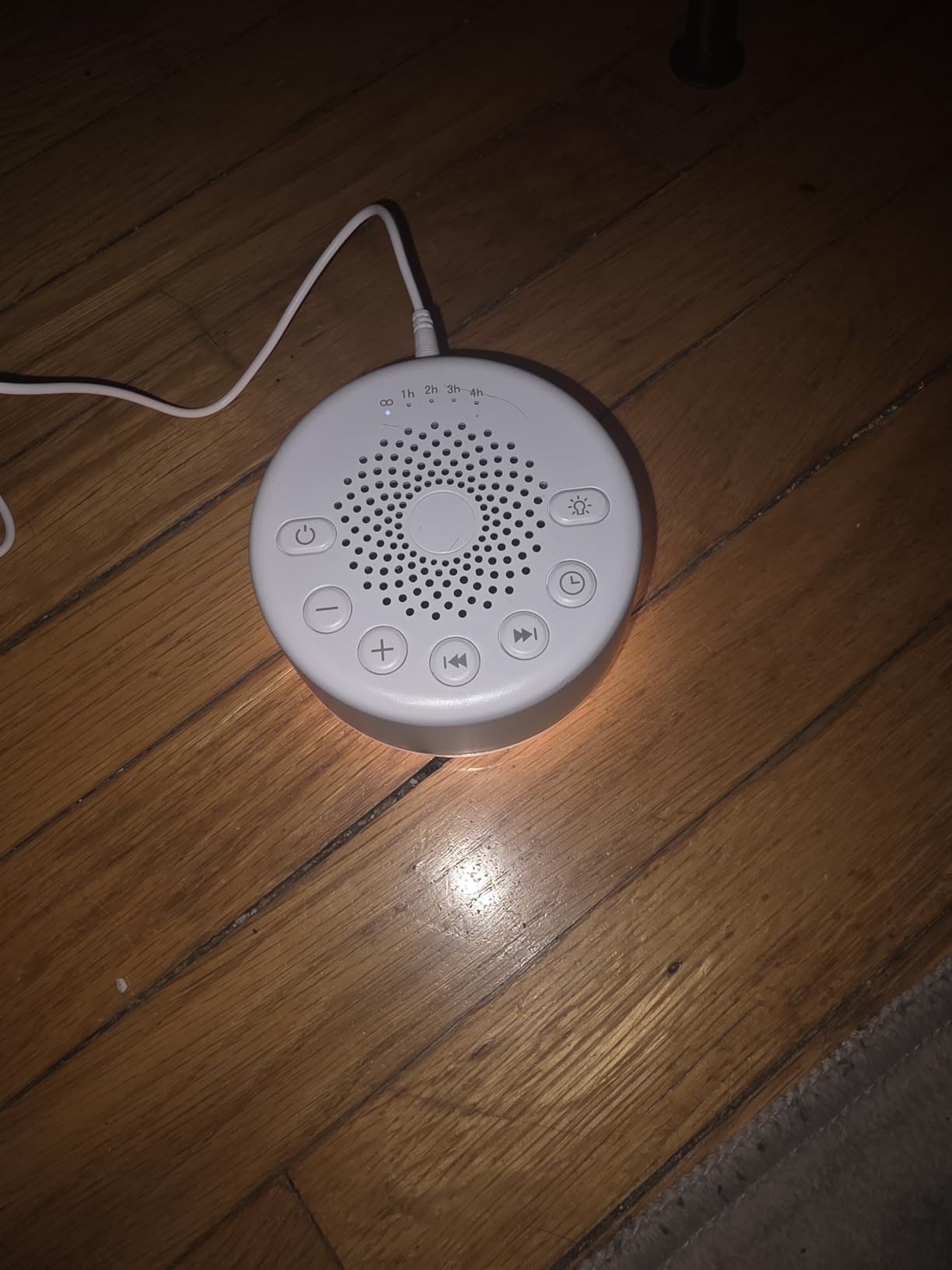 Sound Machine Easysleep White Noise Machine with 25 Soothing Sounds and Night Lights with Memory Function 32 Levels of Volume and 5 Sleep Timer Powered by AC or USB for Sleeping Relaxation (White) customer photo 2