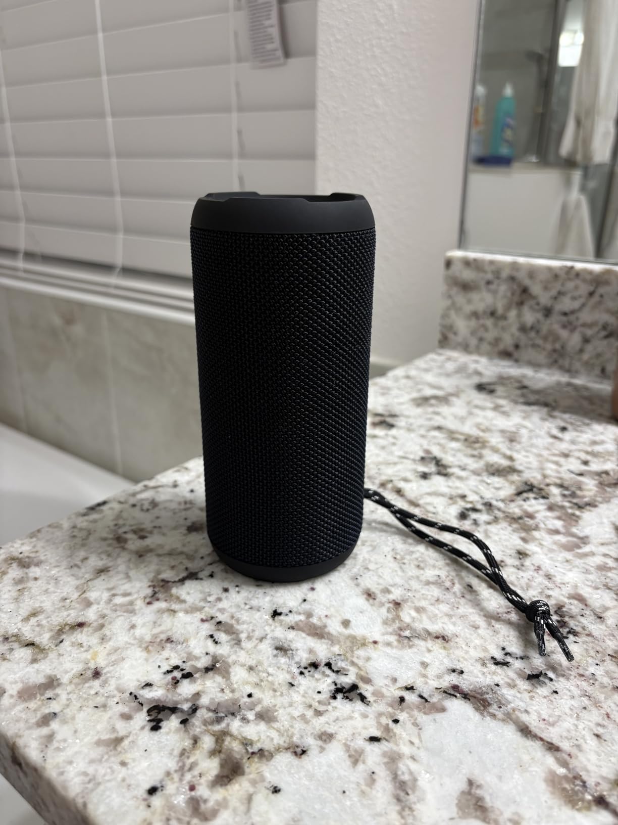 Ortizan X10 Portable Bluetooth Speaker (1st Gen), IPX7 Waterproof, Wireless customer photo 2