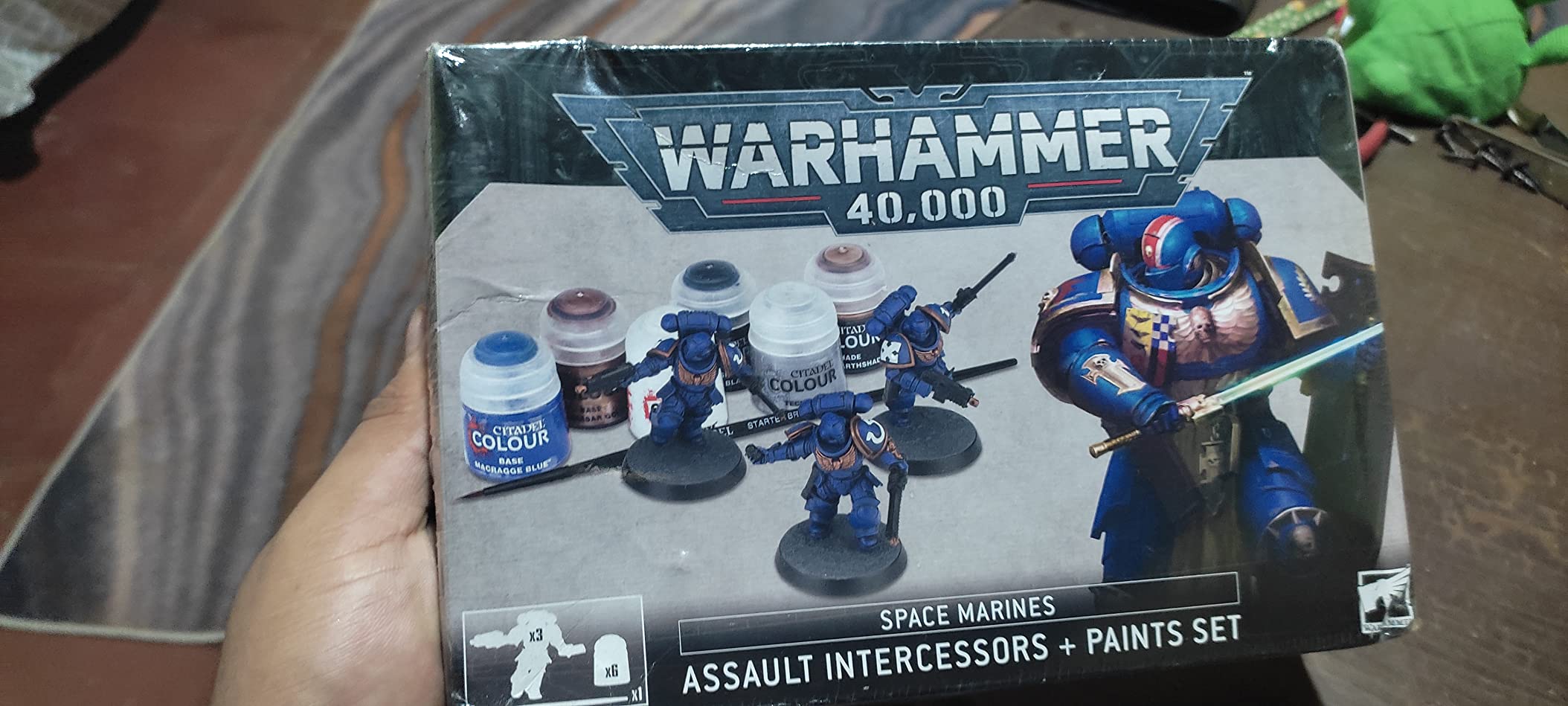 Warhammer 40K: Space Marines - Assault Intercessors + Paint Set customer photo 1