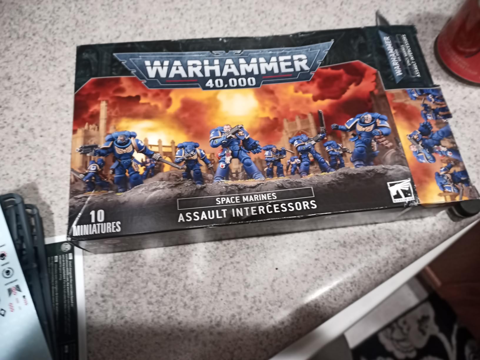 Warhammer 40K: Space Marines - Assault Intercessors + Paint Set customer photo 2