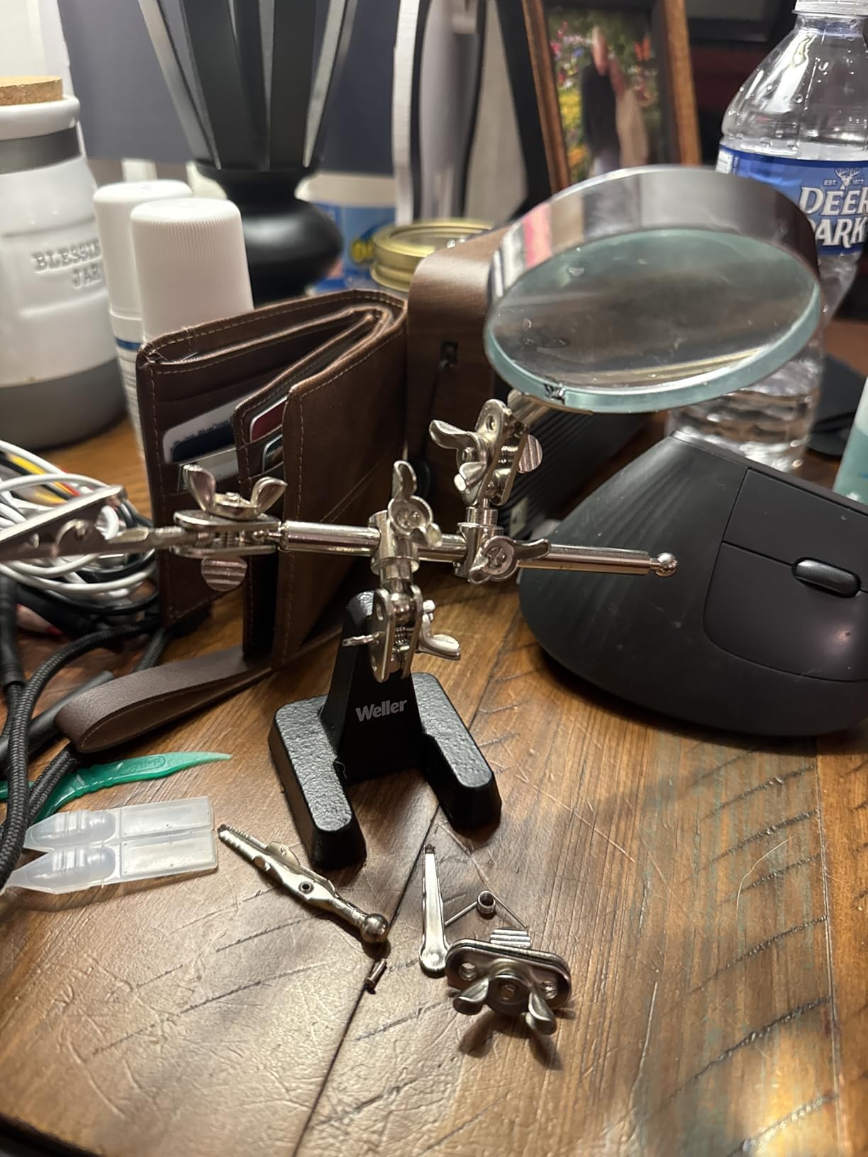 Weller Genuine Helping Hands with Magnifier | WLACCHHB-02 customer photo 1