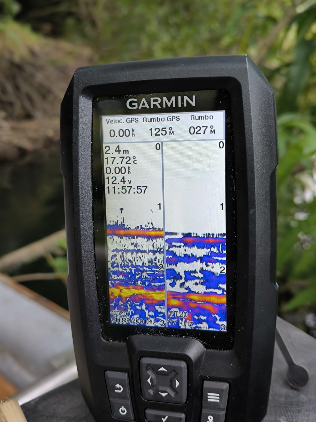 Garmin STRIKER Vivid 4cv, Easy-to-Use 4-inch Color Fishfinder and Sonar Transducer, Vivid Scanning Sonar Color Palettes customer photo 1