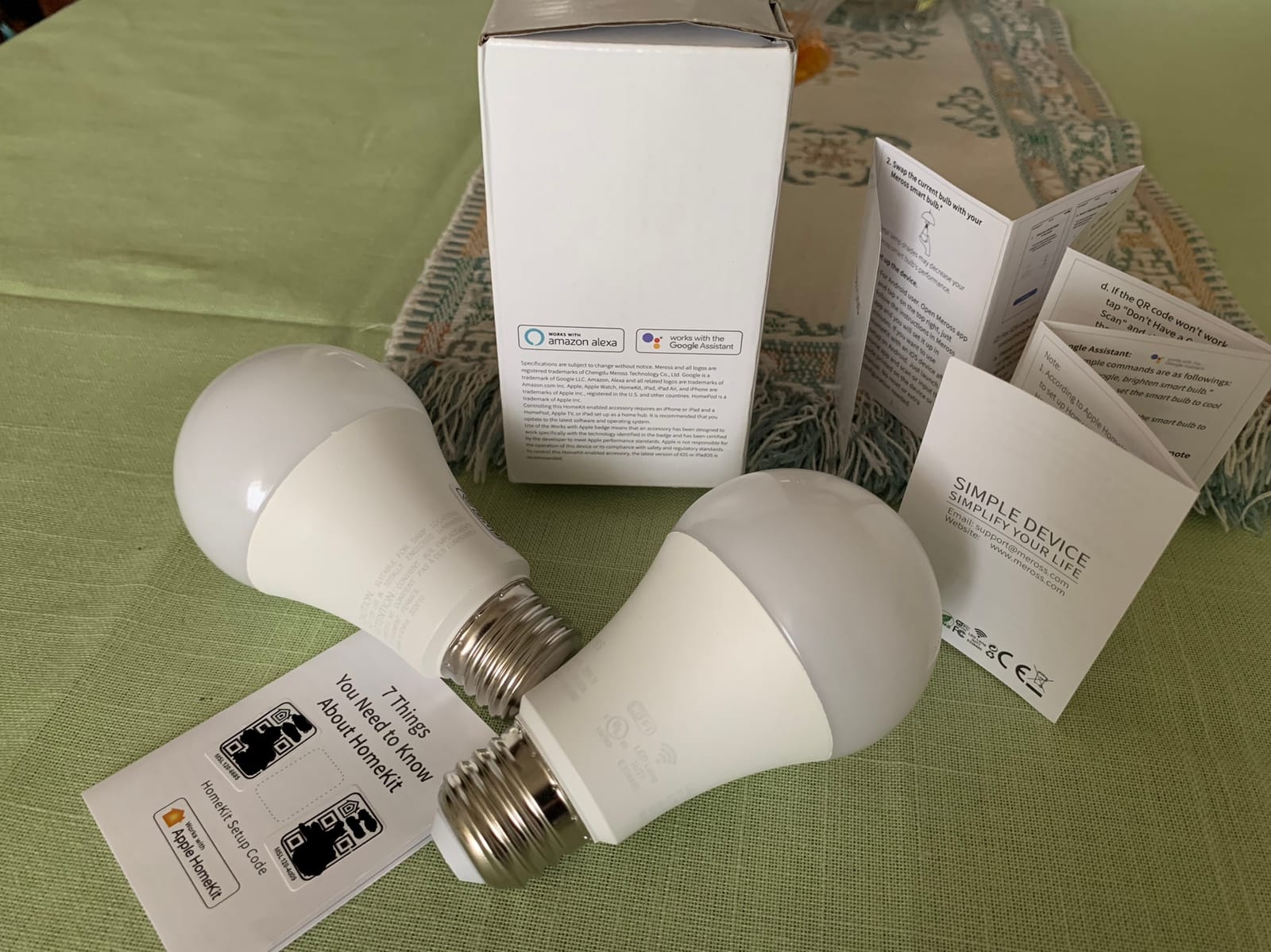 meross Smart LED Light Bulb, Supports Apple HomeKit Dimmable E26 Multicolor customer photo 2