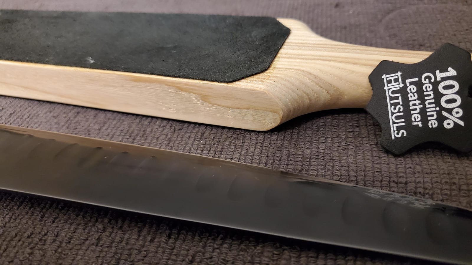 Hutsuls Double Sided Leather Strop Paddle Kit - Get Razor-Sharp Edges, Ergonomic Handle, Quality Honing Leather, and Step-by-Step Guide customer photo 2