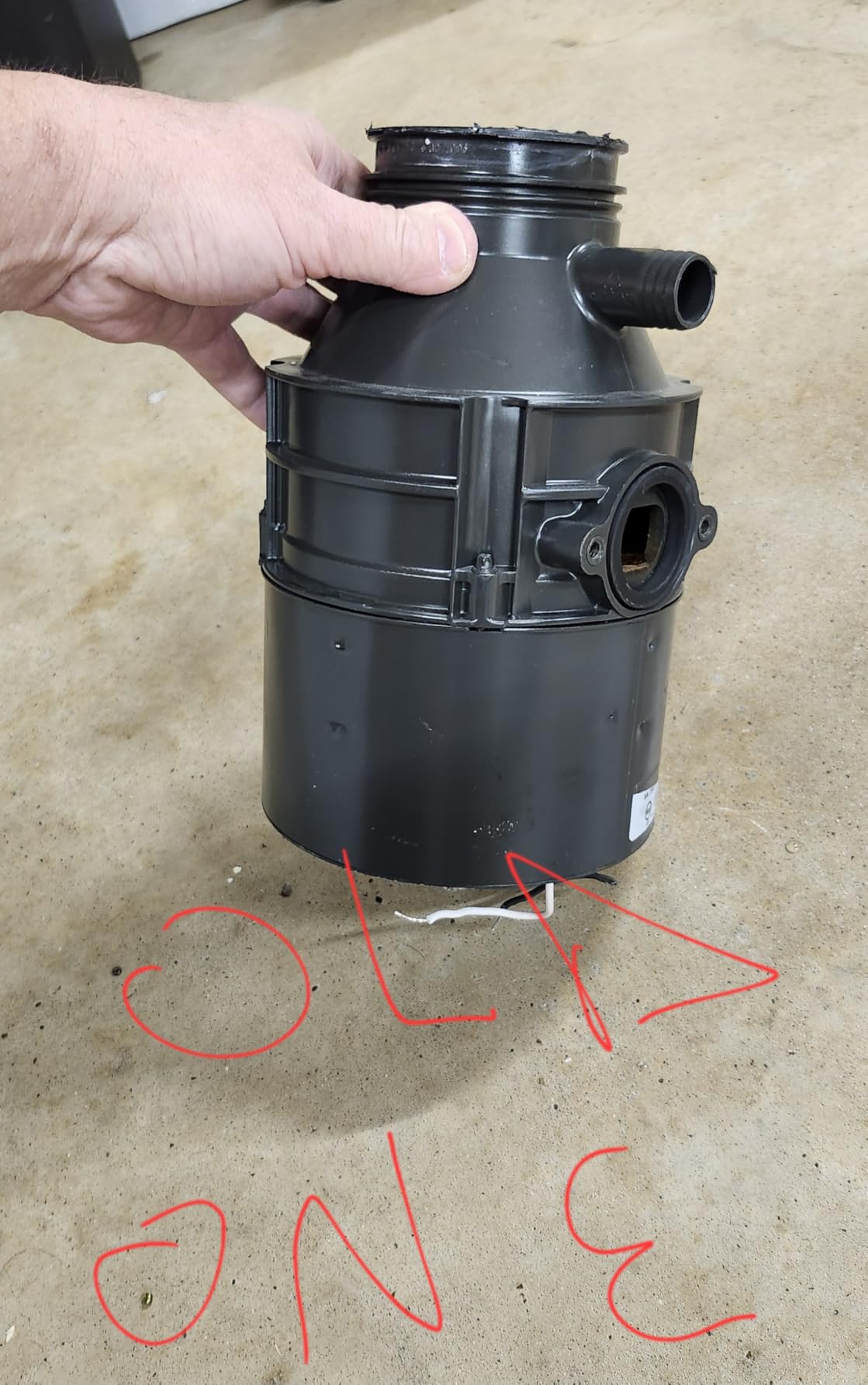Frigidaire FF13DISPC1 1.25 HP Corded Garbage Disposal for Kitchen Sinks customer photo 2