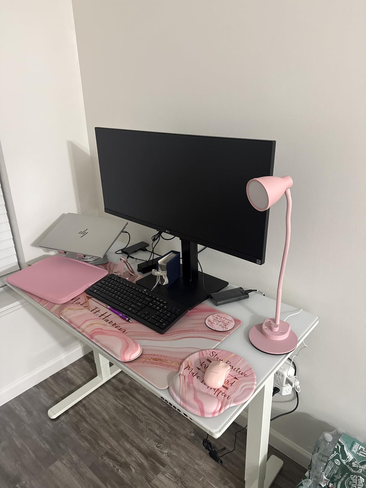 BOHON LED Desk Lamp with USB Charging Port 3 Color Modes Dimmable, Black customer photo 2