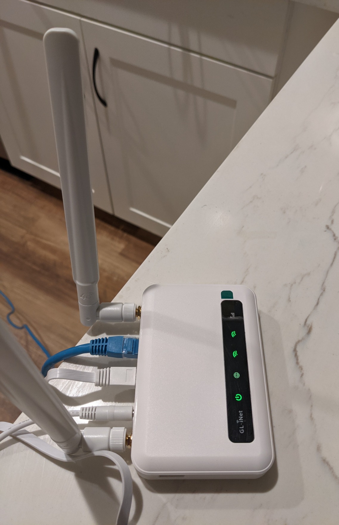 GL-X750V2 (Spitz) T-Mobile/AT&T IoT Device Certified, 4G LTE VPN Router Without BLE Module, AC750 Dual-Band Wi-Fi, RV & Offshore Internet, OpenWrt, IoT Gateway, MicroSD Cardslot, North America only customer photo 1