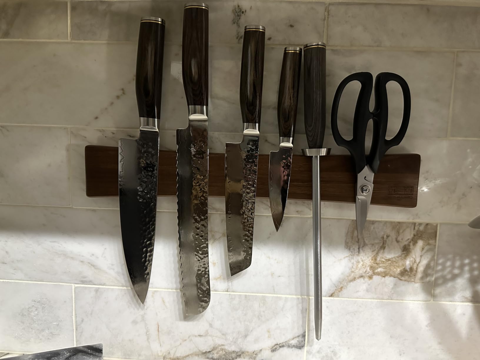 HOSHANHO Magnetic Knife Strips, Magnetic Knife Holder for Wall 16 Inch customer photo 1