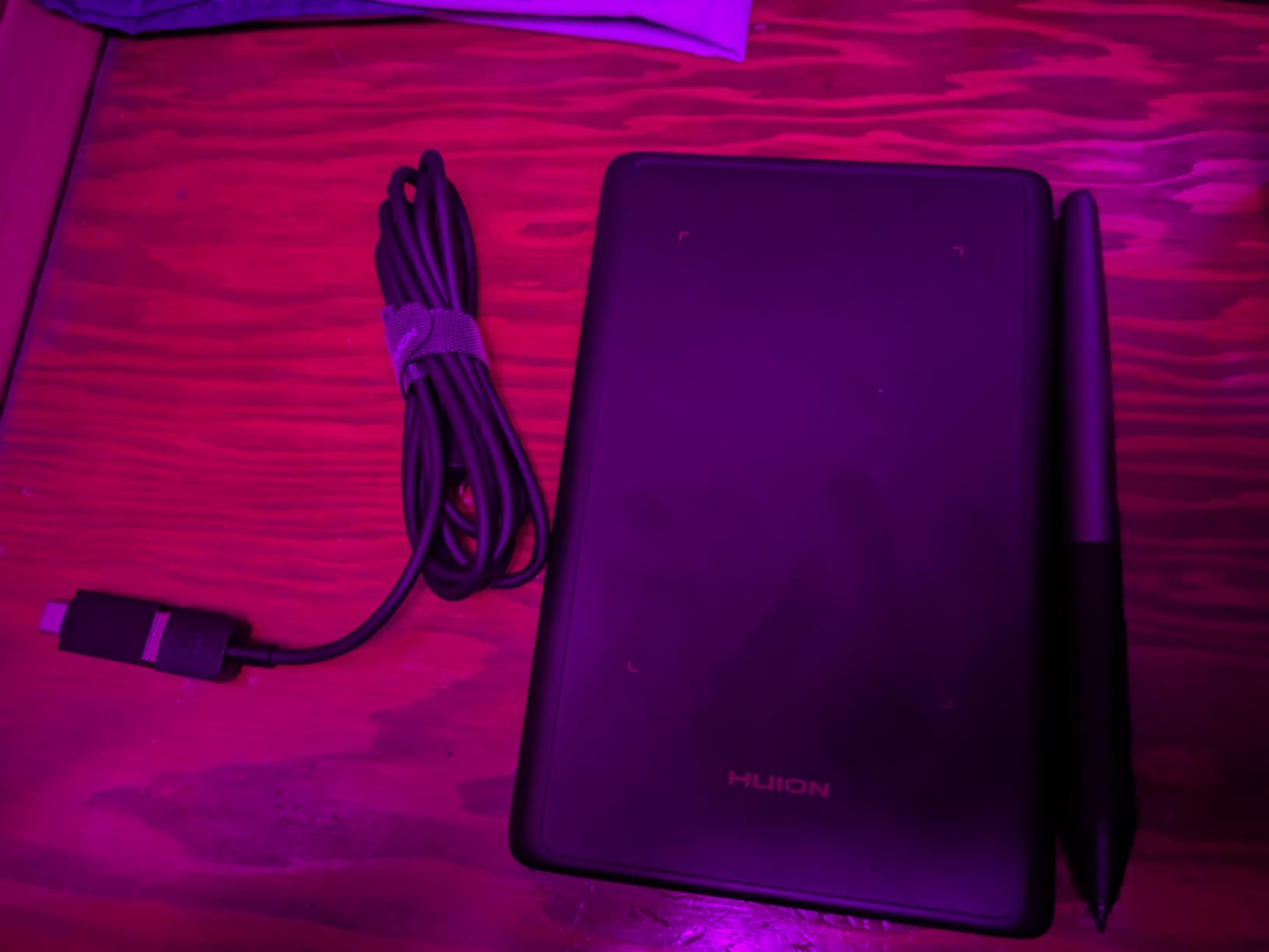 HUION Drawing Tablet H420X Graphics Tablet with 8192 Level Pen Pressure customer photo 1