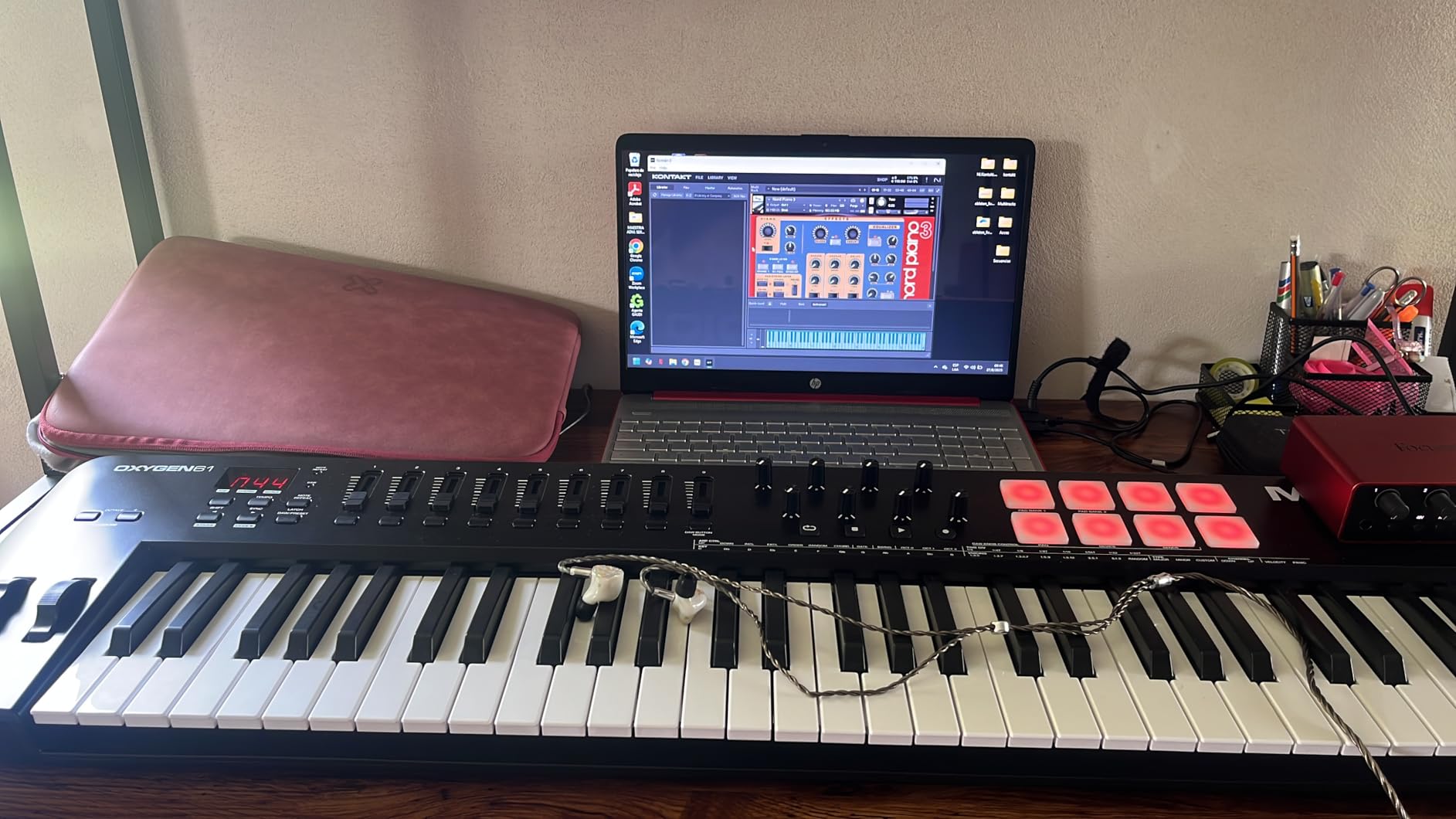 M-AUDIO Oxygen 61 MKV USB MIDI Keyboard Controller customer photo 2