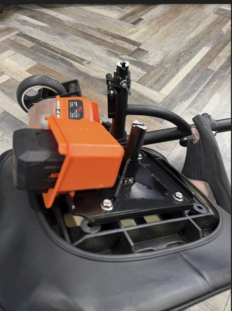 SuperHandy Passport Mobility Scooter for Adults- Foldable, 3 Wheel, Airline Travel Friendly - 13 Mile Range, Includes 2 Removable 44.4V Lithium-ion Batteries & Charger (275 Lbs) customer photo 1