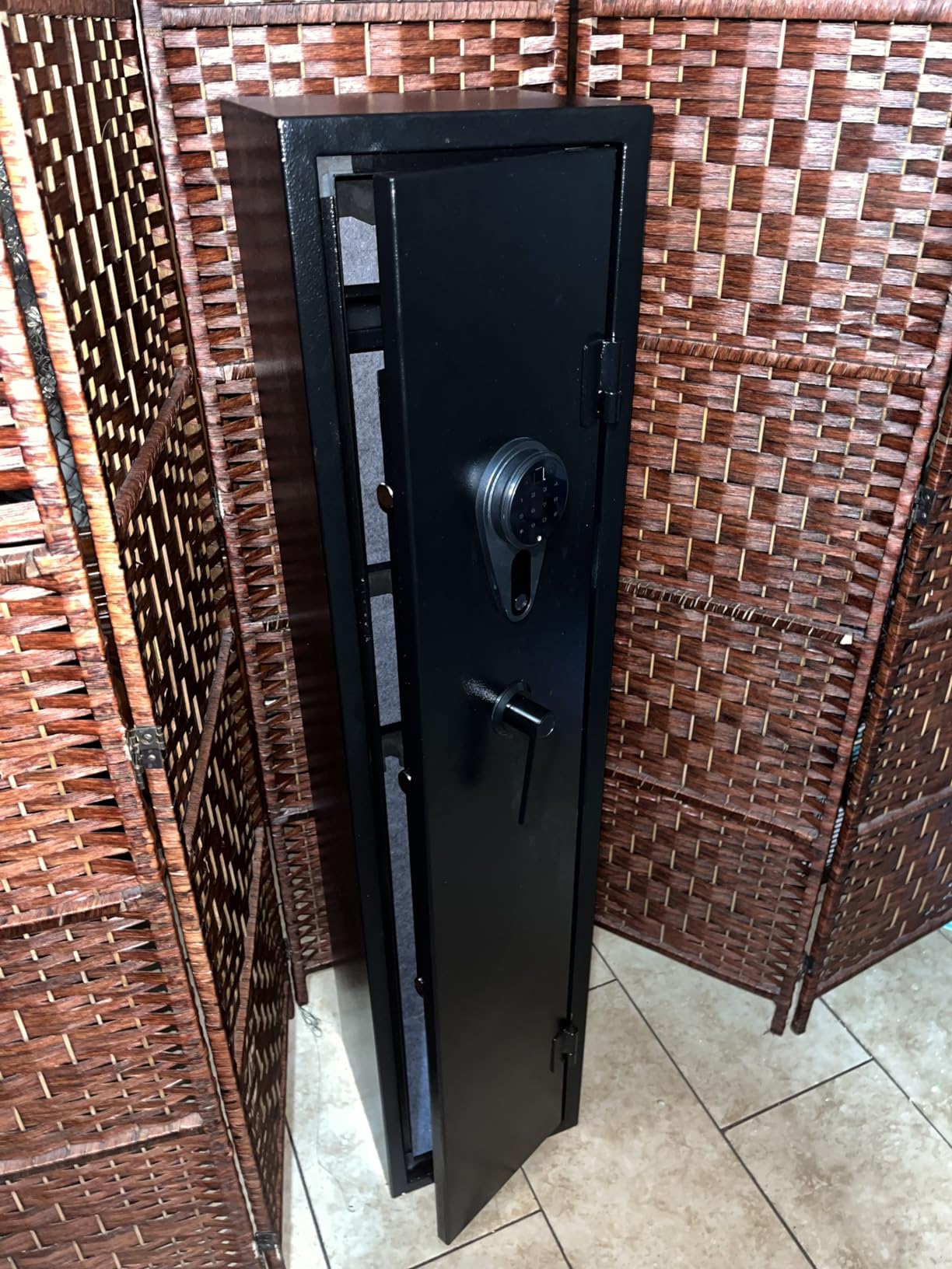 Kaer 4-5 Biometric Gun Safe for Rifles and Pistols,Long Rifle Safe for Home customer photo 1