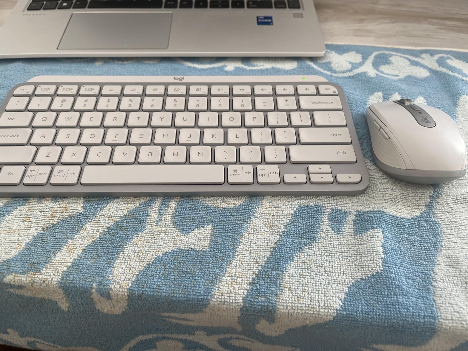 Logitech MX Keys Mini Minimalist Wireless Illuminated Keyboard - Graphite customer photo 2