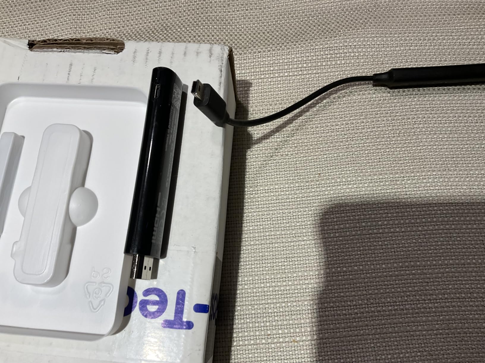 Roku Streaming Stick 4K with Voice Remote - HDR10+ & Dolby Vision customer photo 1