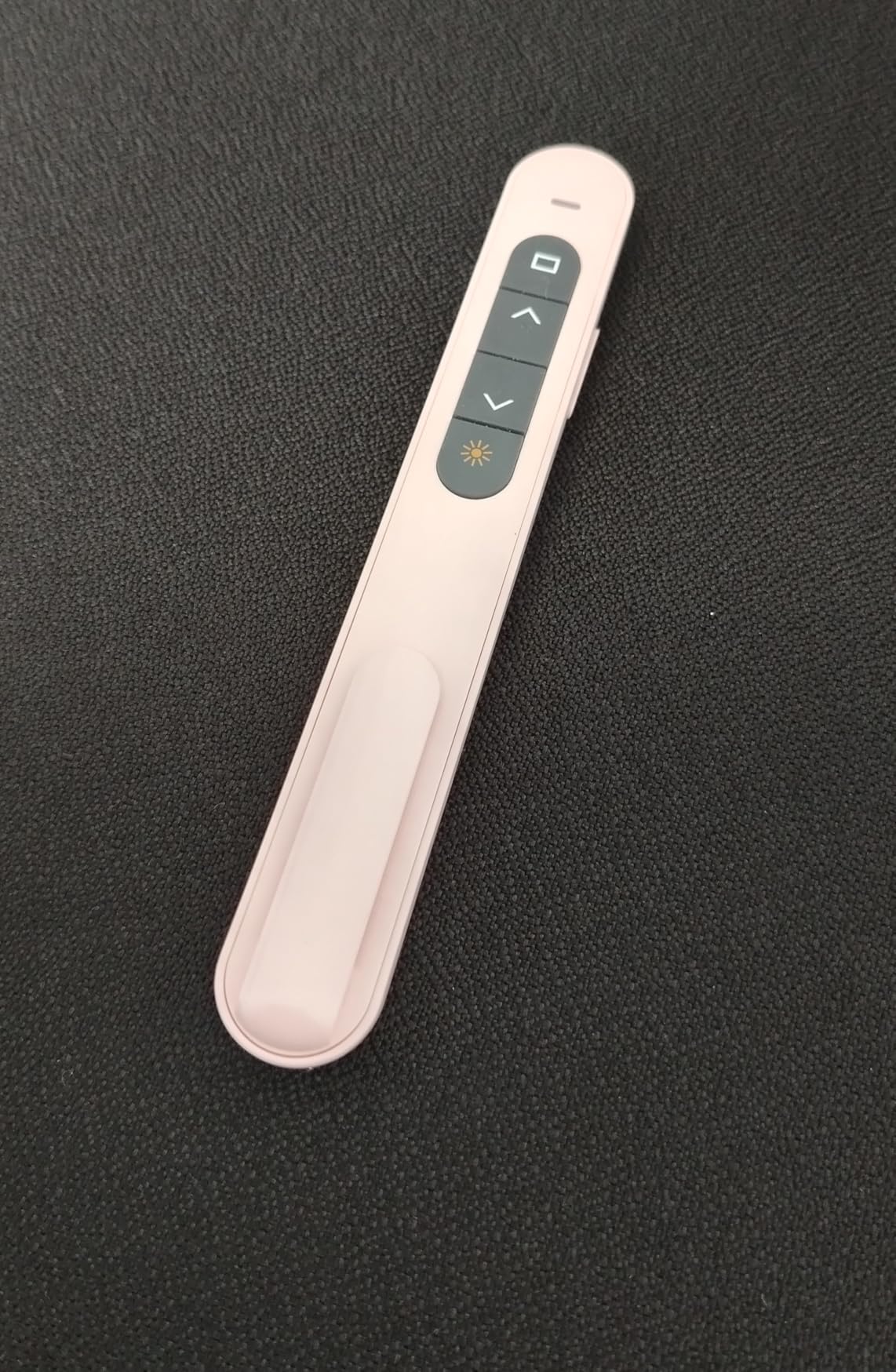 QUI Presentation Clicker with Volume Control, Wireless Presenter Remote customer photo 1