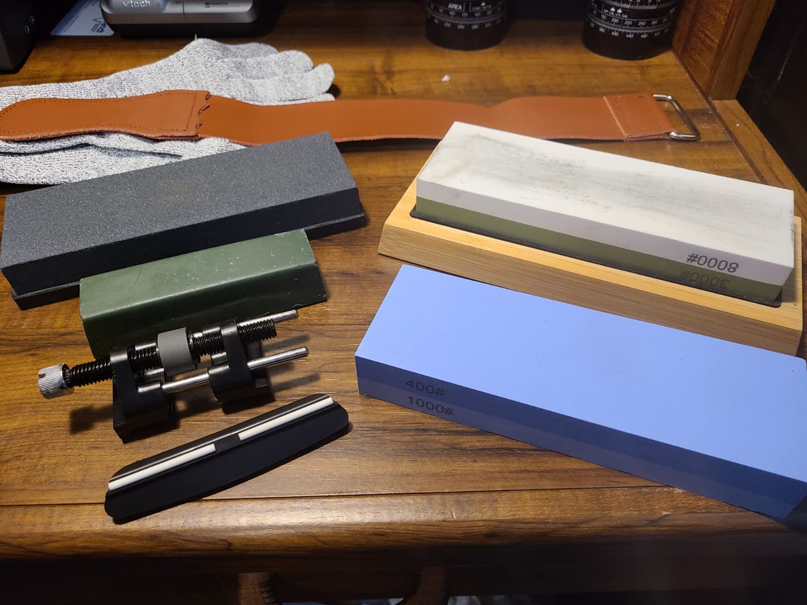 Whetstone Knife Sharpening Stone Set, Double-Sided Grit 400/1000 3000/8000 customer photo 1