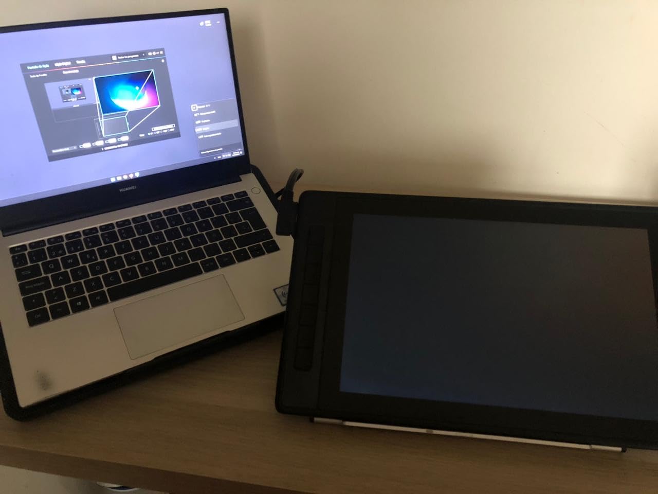 HUION Kamvas Pro 13 (2.5K) QHD+ Drawing Tablet with Screen, 13.3