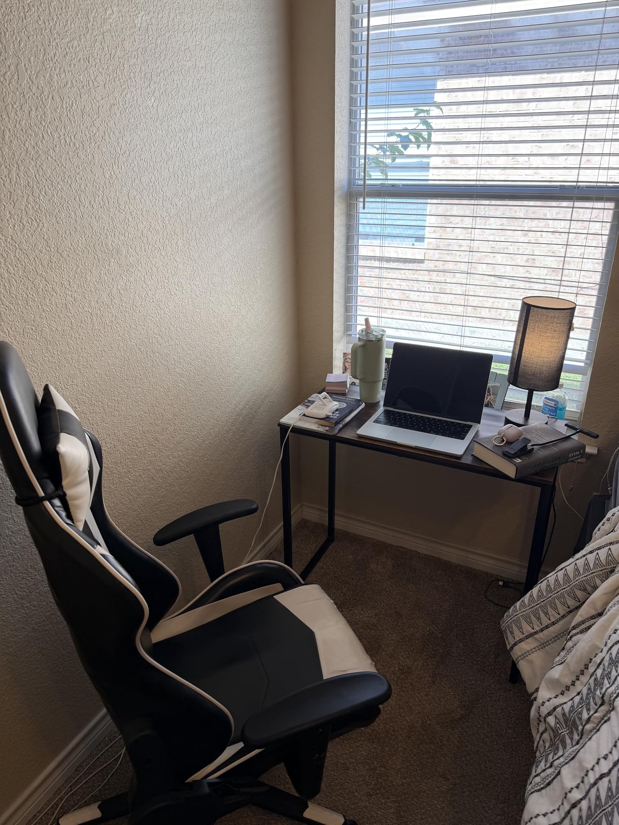 SHW Mission 32-Inch Home Office Computer Desk, Black customer photo 2