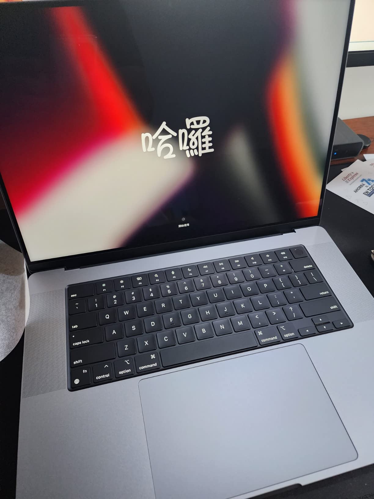 2021 Apple MacBook Pro (16-inch, M1 Pro chip with 10‑core CPU and 16‑core GPU, 16GB RAM, 1TB SSD) - Space Gray customer photo 1
