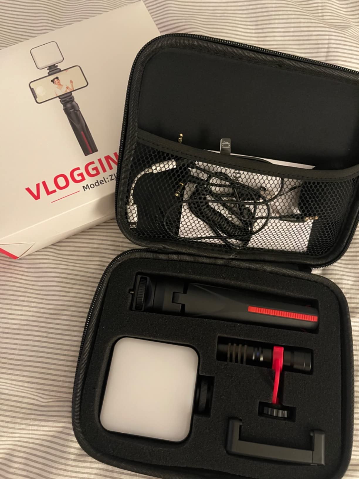 Smartphone Video Vlogging Kit with LED Light, Microphone, Tripod customer photo 1